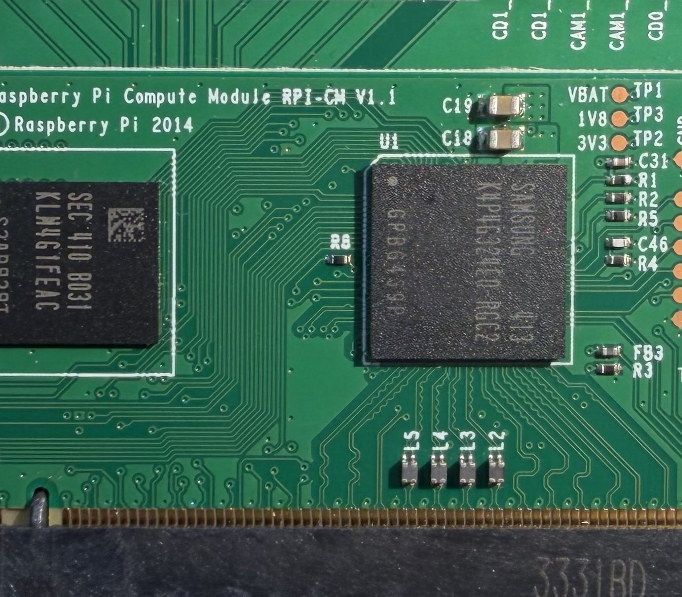 Raspberry Pi Compute Module CM1 with Samsung memory